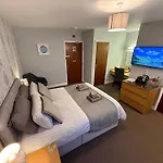 Yo10